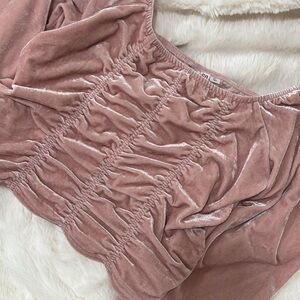 SO brand crushed velvet TOP
